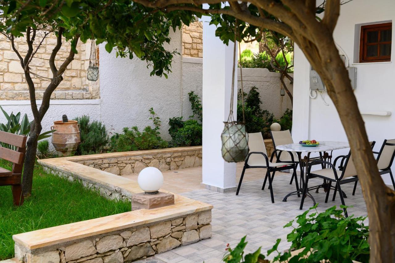 Anthos Apartments Плакіас Екстер'єр фото